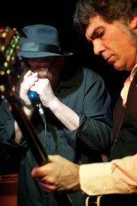 30042012. Concierto Siniestro Total. Doka Antzokia. Donostia. Guillermo Rivas.